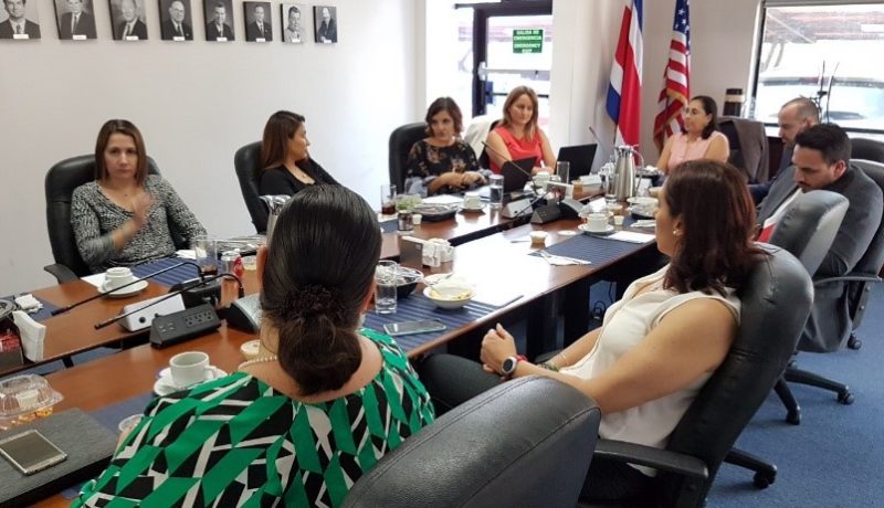 AmCham insta la Adhesión a la OCDE