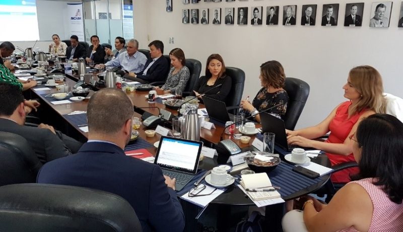 AmCham insta la Adhesión a la OCDE